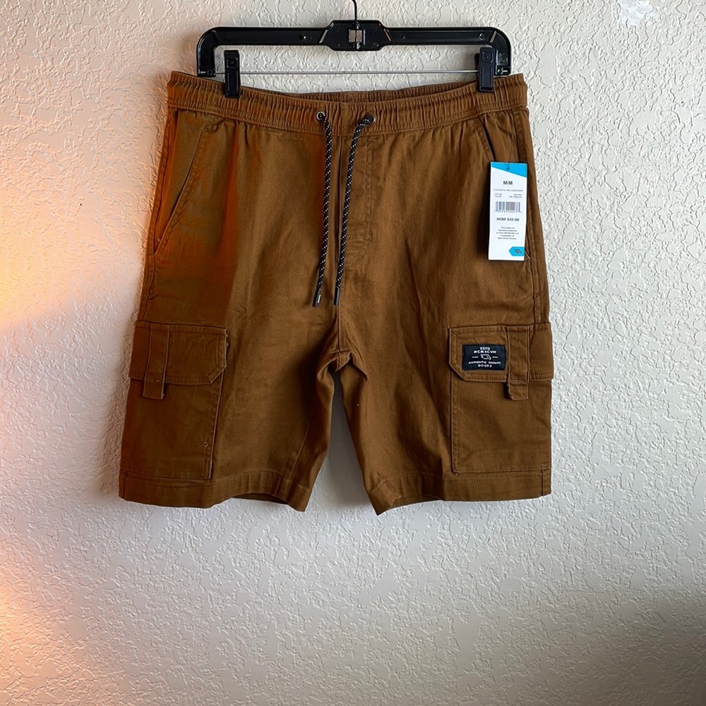 NWT Tony Hawk cargo shorts.